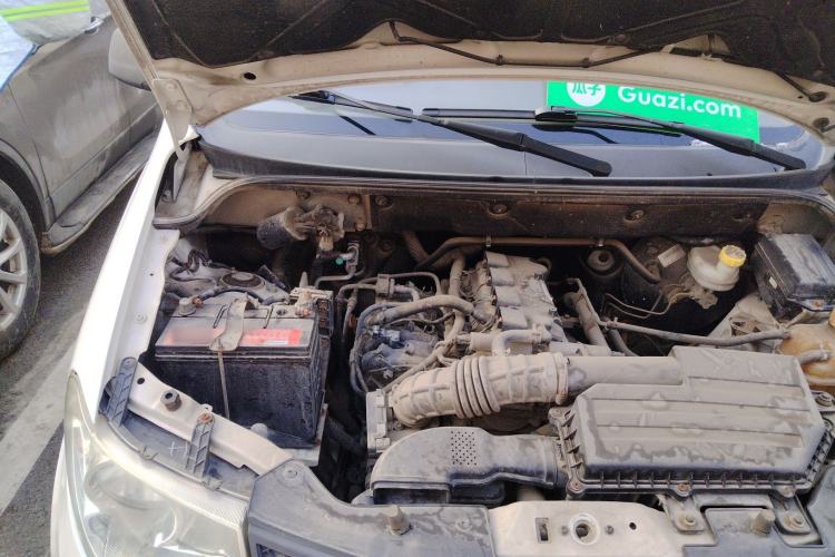 Used Wuling Hongguang 2015 1.5L S Base Model China IV Engine Bay Right