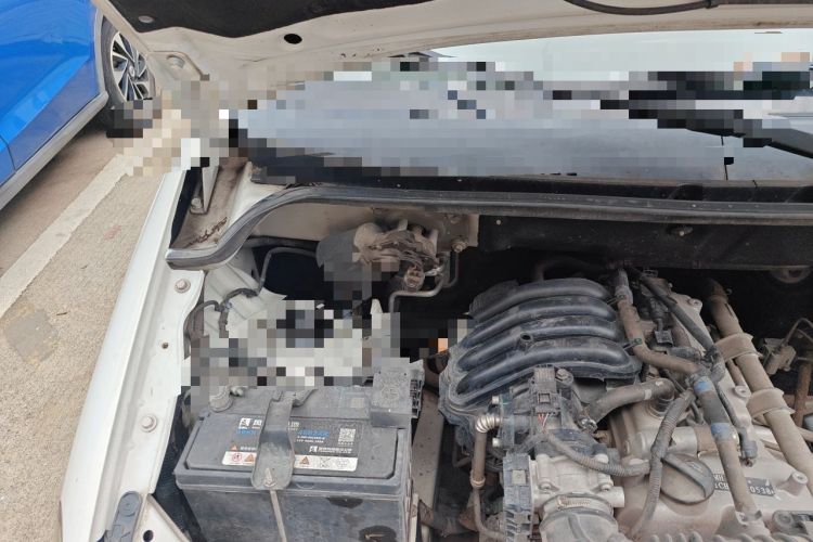 Used Wuling Hongguang 2015 1.2L S Base Model China V Standard Engine Bay Right