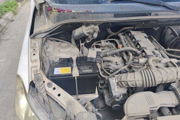 Used Wuling Hongguang 2015 1.5L S1 Comfort China V Standard Engine Bay Right