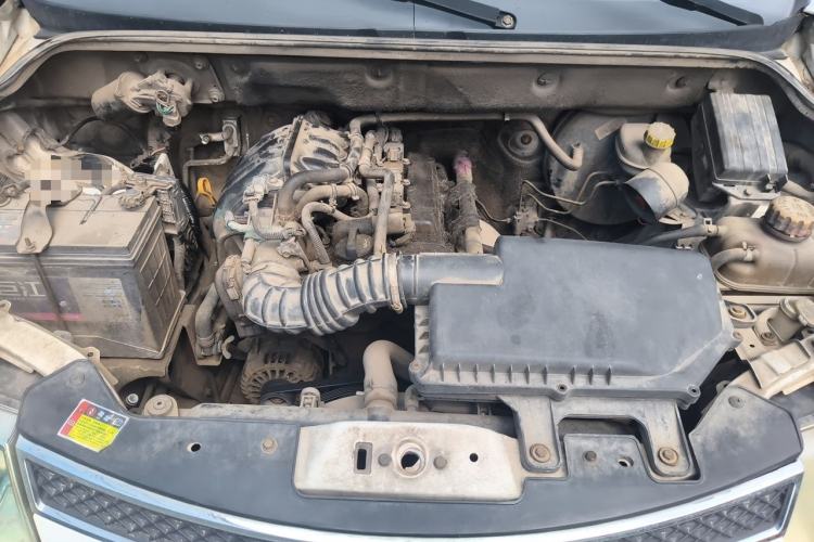 Used Wuling Hongguang 2015 1.2L S Base Model China V Standard Engine Bay