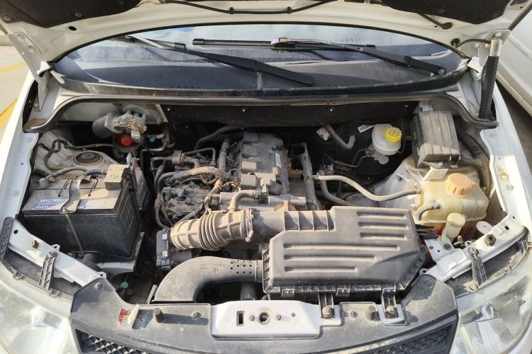 Used Wuling Hongguang 2015 1.5L S Basic Version China V Standard Engine Bay