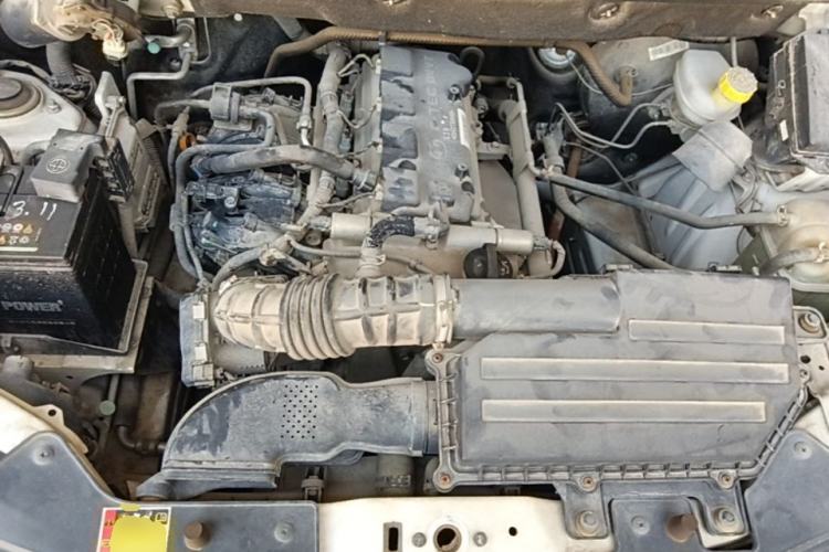 Used Wuling Hongguang 2015 1.5L S Basic Version China V Standard Engine Bay