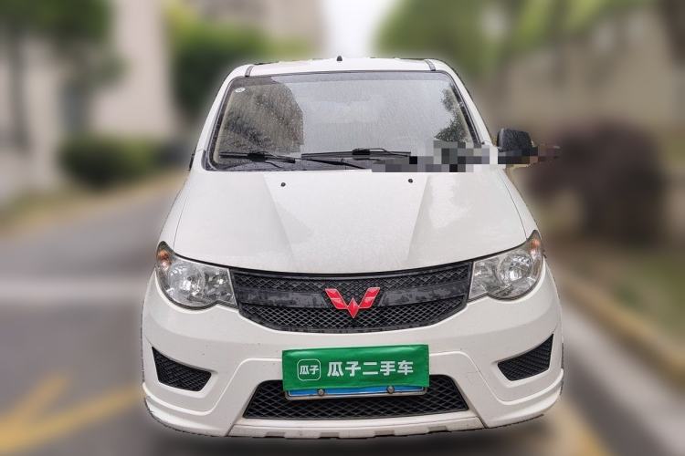 Used Wuling Hongguang 2015 1.5L S Basic Version China V Standard Exterior 1