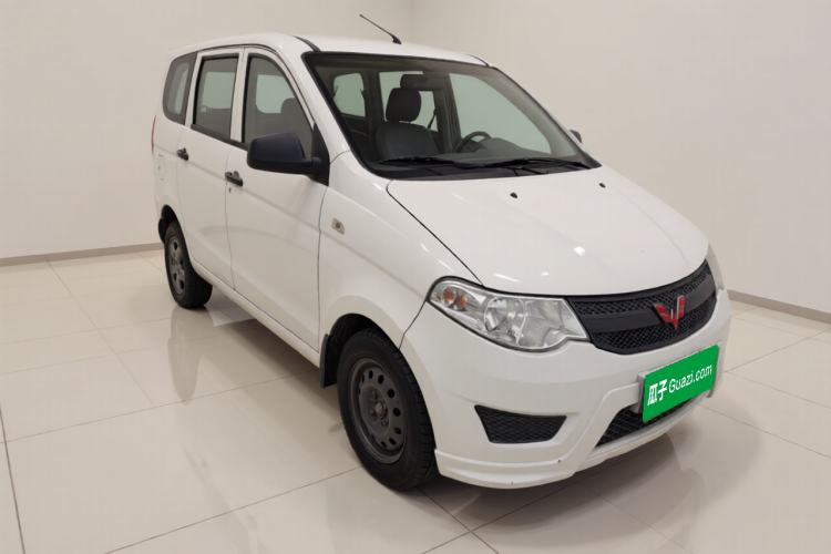 Used Wuling Hongguang 2015 1.2L S Base Model China V Standard Exterior 2