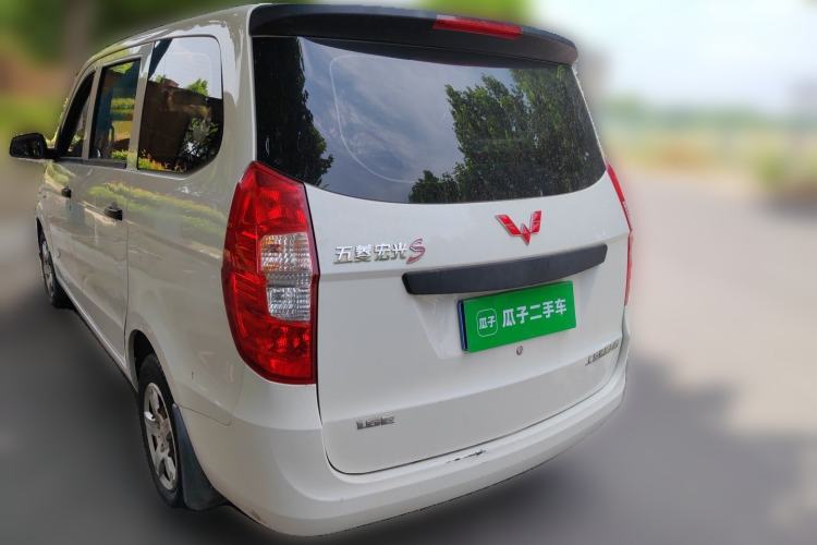 Used Wuling Hongguang 2015 1.5L S Basic Version China V Standard Exterior 3