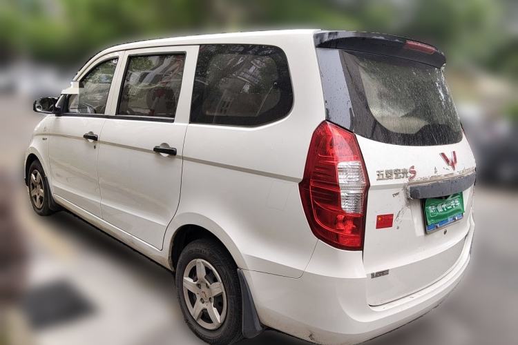 Used Wuling Hongguang 2015 1.5L S Basic Version China V Standard Exterior 3