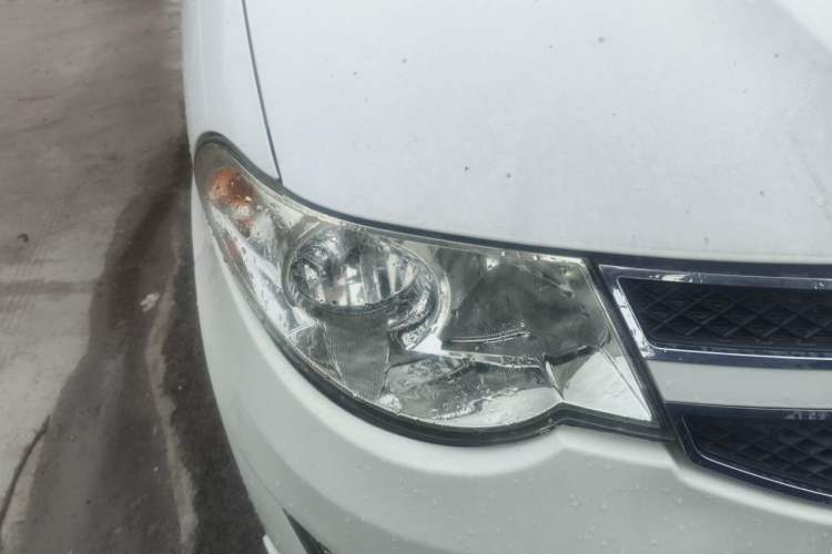 Used Wuling Hongguang 2015 1.5L S1 Standard China V-Emission Standards Exterior 6