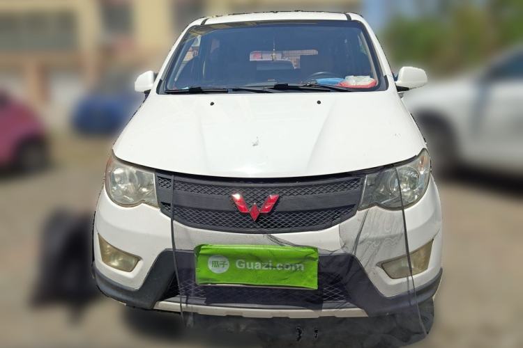 Used Wuling Hongguang 2015 1.5L S Base Model China IV Front