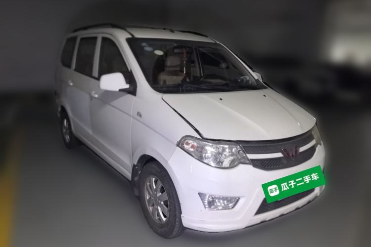 Used Wuling Hongguang 2015 1.2L S Base Model China V Standard Front Right 45 Deg