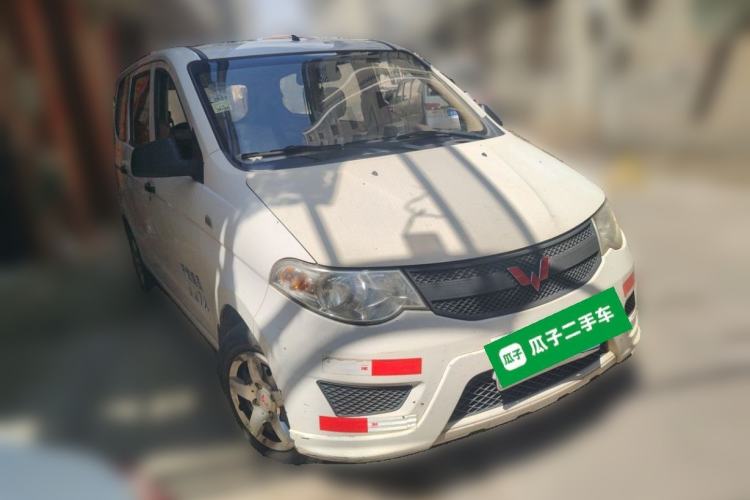 Used Wuling Hongguang 2015 1.2L S Base Model China V Standard Front Right 45 Deg
