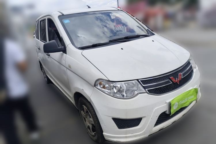Used Wuling Hongguang 2015 1.2L S Base Model China V Standard Front Right 45 Deg