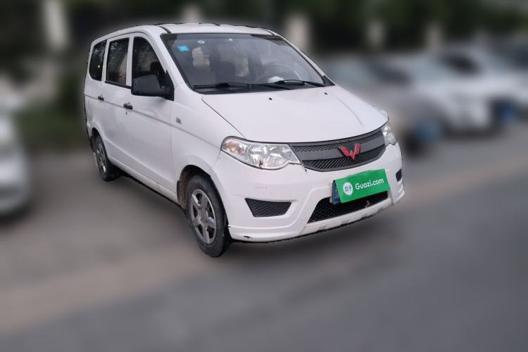 Used Wuling Hongguang 2015 1.2L S Base Model China V Standard Front Right 45 Deg