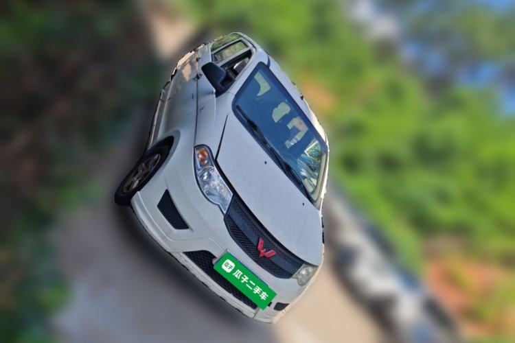 Used Wuling Hongguang 2015 1.2L S Base Model China IV Front Right 45 Deg