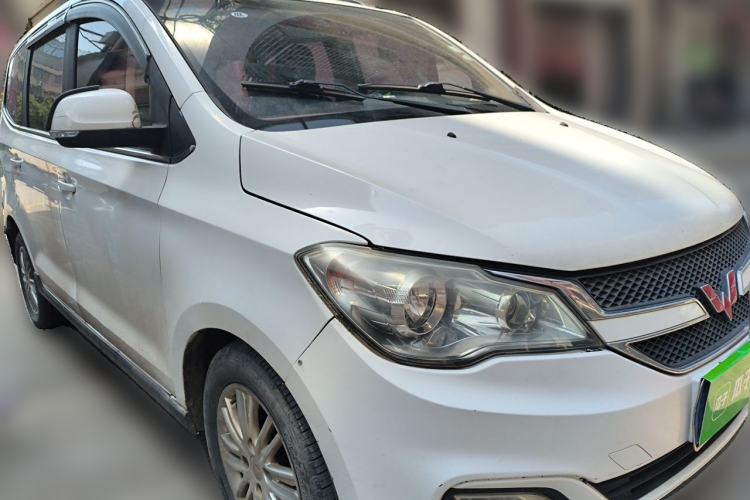 Used Wuling Hongguang 2015 1.5L S1 Comfort China V Standard Front Right 45 Deg