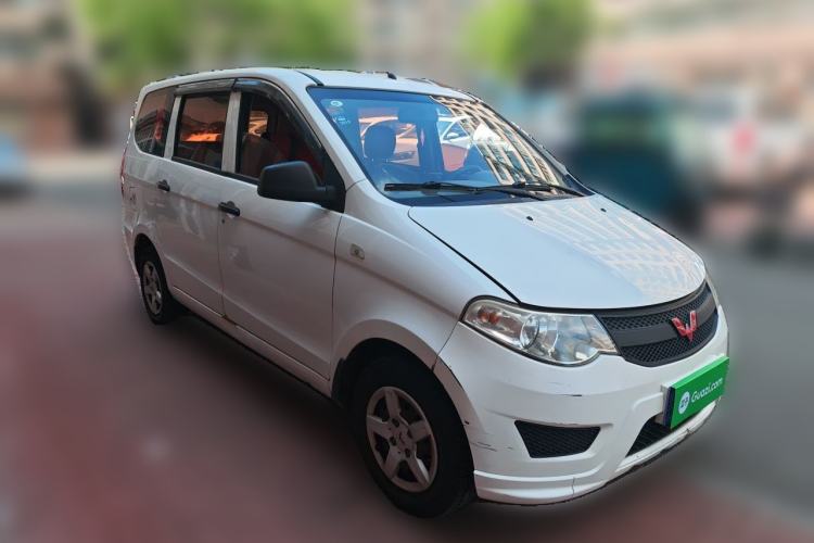 Used Wuling Hongguang 2015 1.2L S Base Model China V Standard Front Right 45 Deg
