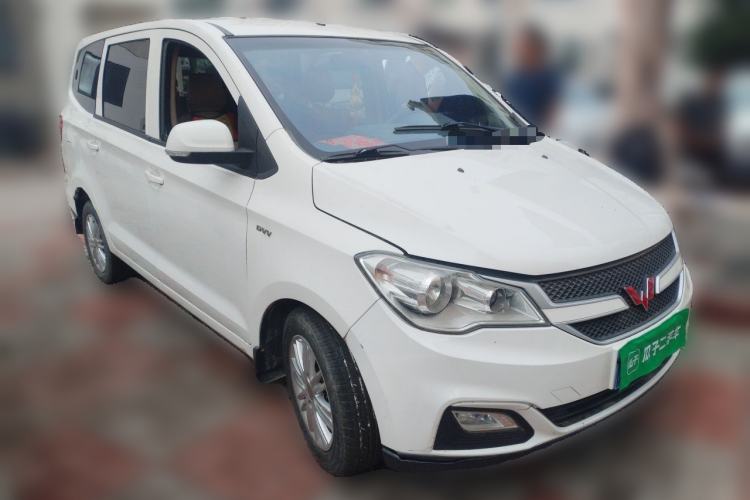 Used Wuling Hongguang 2015 1.5L S1 Standard China V-Emission Standards Front Right 45 Deg