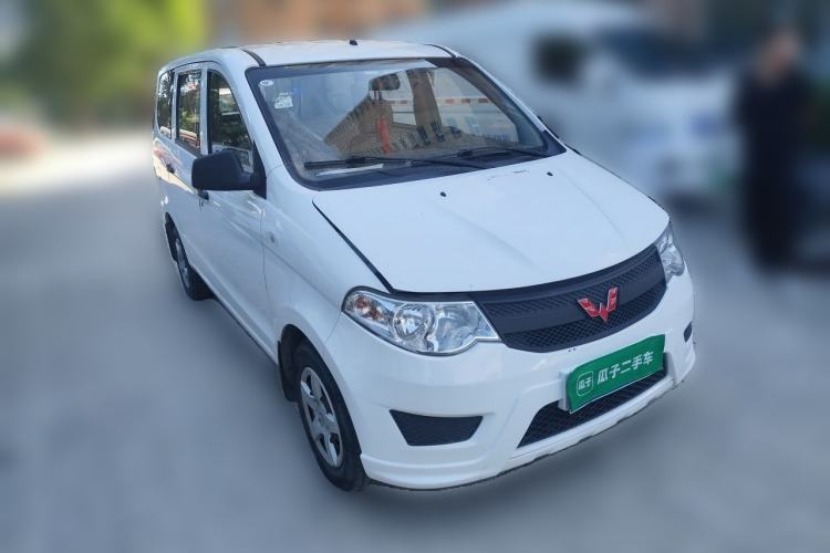 Used Wuling Hongguang 2015 1.2L S Base Model China V Standard Front Right 45 Deg
