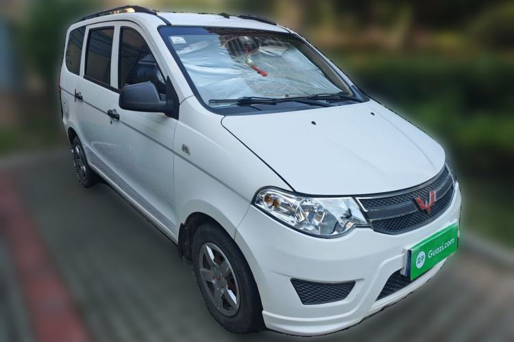 Used Wuling Hongguang 2015 1.2L S Base Model China V Standard Front Right 45 Deg