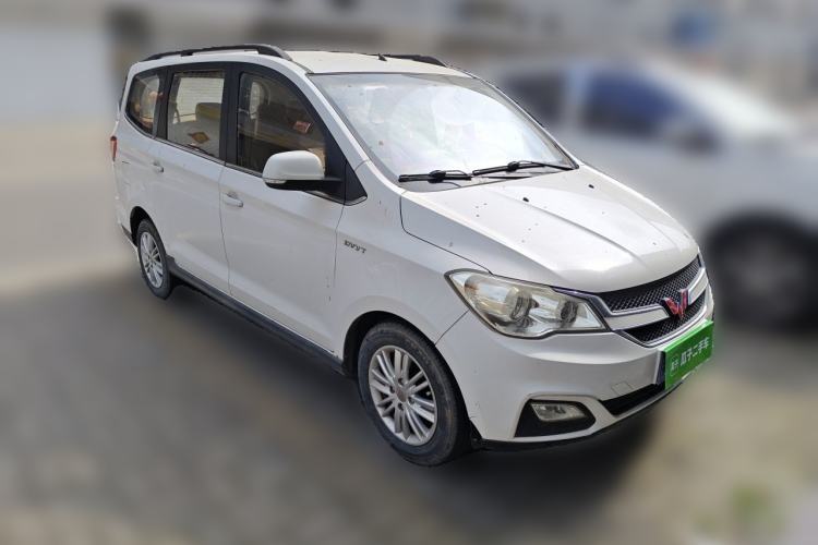 Used Wuling Hongguang 2015 1.5L S1 Comfort China V Standard Front Right 45 Deg