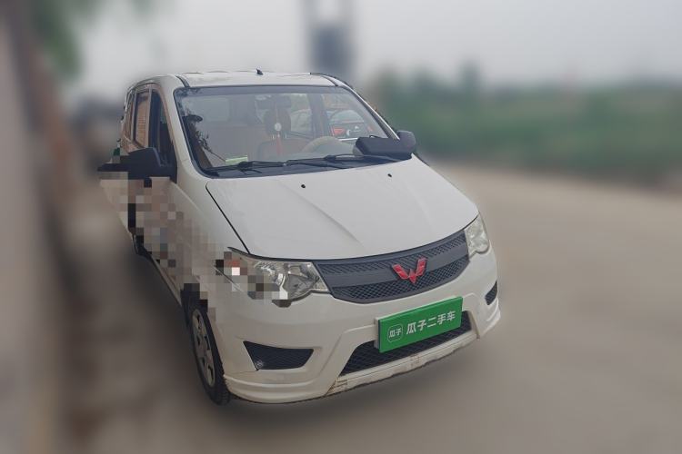 Used Wuling Hongguang 2015 1.2L S Base Model China V Standard Front Right 45 Deg