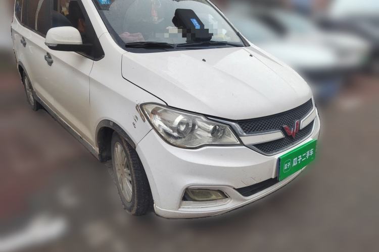 Used Wuling Hongguang 2015 1.5L S1 Comfort China V Standard Front Right 45 Deg