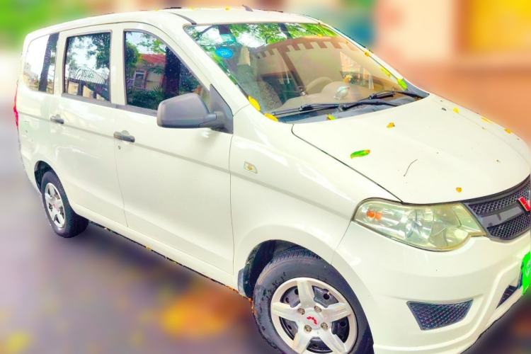 Used Wuling Hongguang 2015 1.2L S Base Model China V Standard Front Right 45 Deg