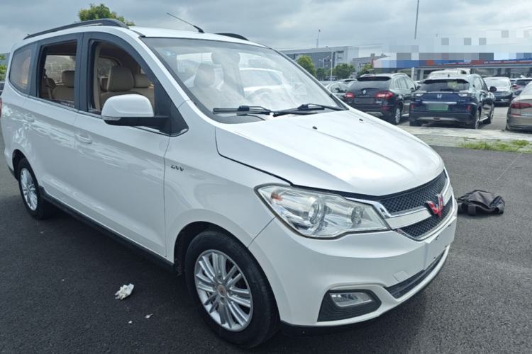 Used Wuling Hongguang 2015 1.5L S1 Comfort China V Standard Front Right 45 Deg