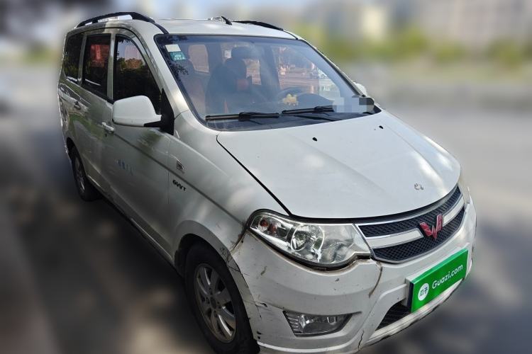 Used Wuling Hongguang 2015 1.5L S Basic Version China V Standard Front Right 45 Deg