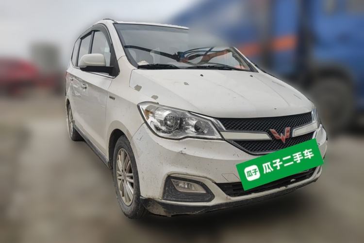 Used Wuling Hongguang 2015 1.5L S1 Comfort China V Standard Front Right 45 Deg
