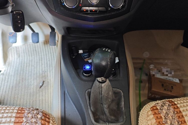 Used Wuling Hongguang 2015 1.5L S Basic Version China V Standard Gear Lever