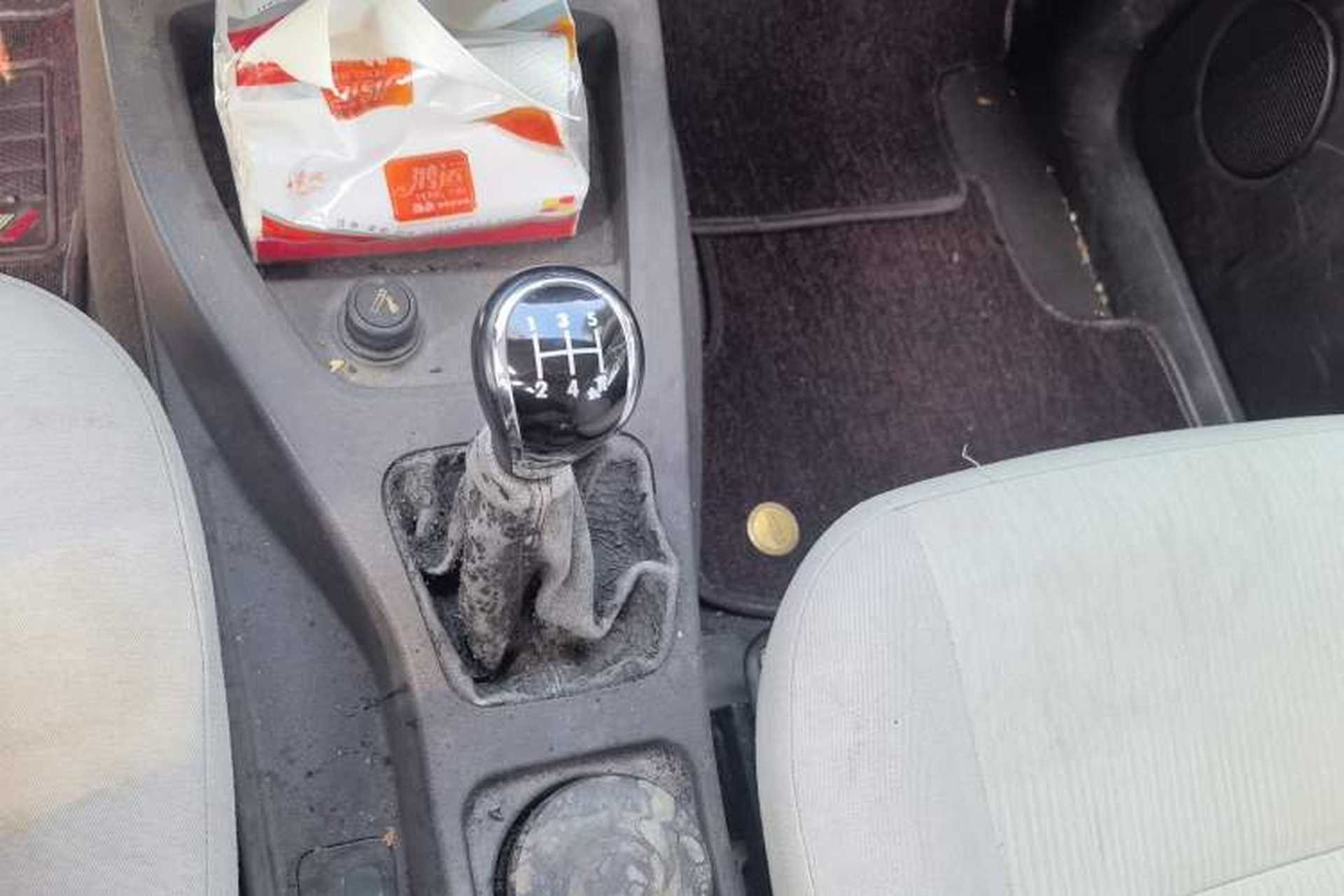 Used Wuling Hongguang 2015 1.2L S Base Model China IV Gear Lever