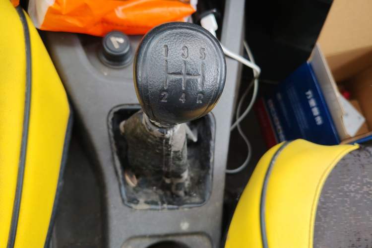 Used Wuling Hongguang 2015 1.5L S Basic Version China V Standard Gear Lever
