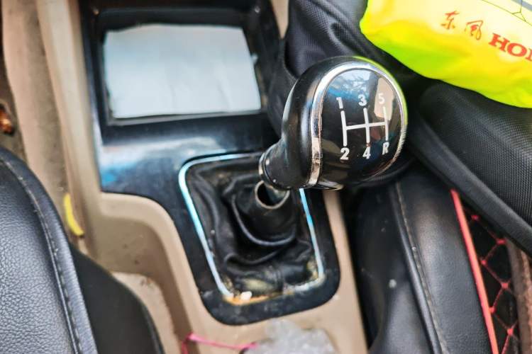 Used Wuling Hongguang 2015 1.5L S1 Comfort China V Standard Gear Lever