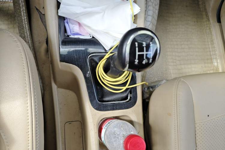 Used Wuling Hongguang 2015 1.5L S1 Comfort China V Standard Gear Lever
