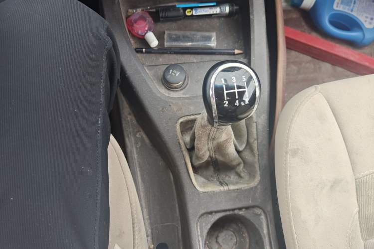Used Wuling Hongguang 2015 1.2L S Base Model China IV Gear Lever