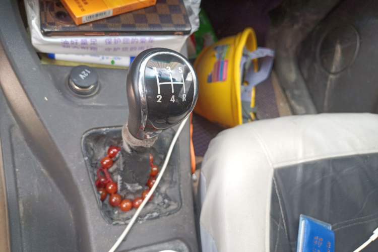 Used Wuling Hongguang 2015 1.5L S Basic Version China V Standard Gear Lever
