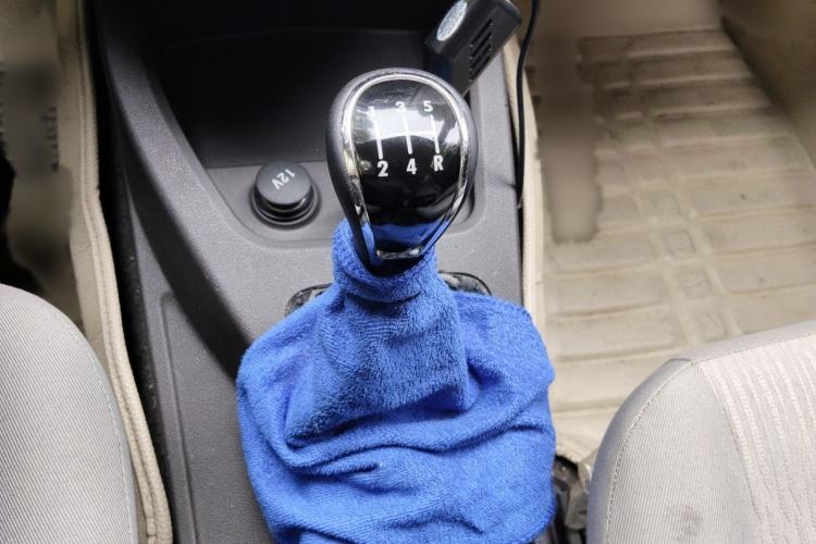 Used Wuling Hongguang 2015 1.5L S Basic Version China V Standard Gear Lever