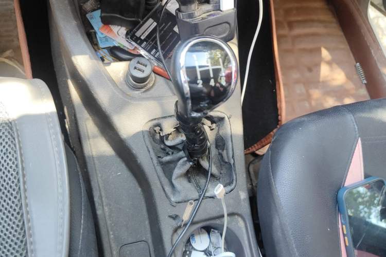 Used Wuling Hongguang 2015 1.5L S Base Model China IV Gear Lever
