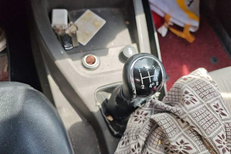 Used Wuling Hongguang 2015 1.5L S Basic Version China V Standard Gear Lever