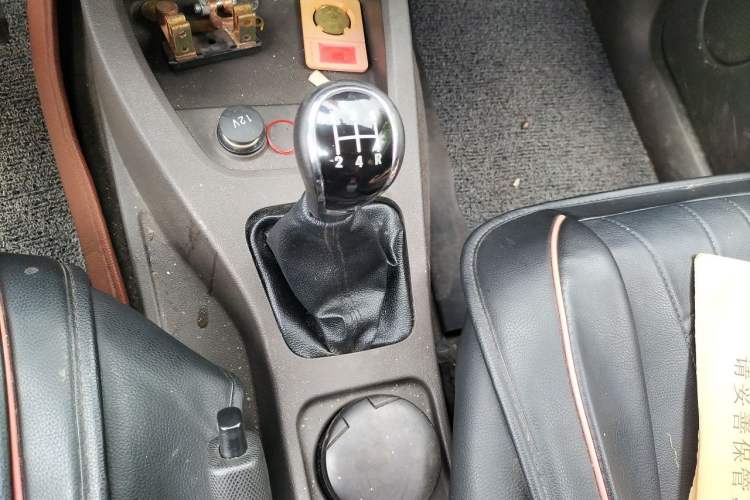 Used Wuling Hongguang 2015 1.2L S Base Model China V Standard Gear Lever