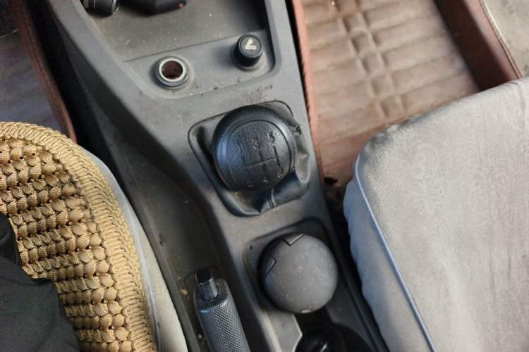 Used Wuling Hongguang 2015 1.5L S Basic Version China V Standard Gear Lever
