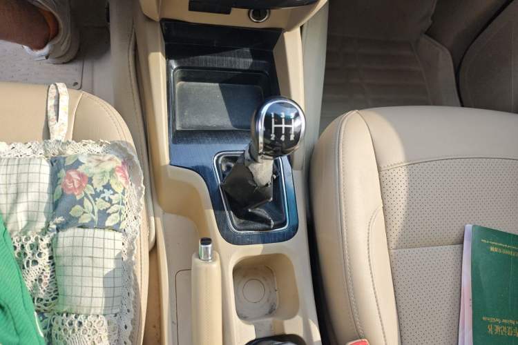 Used Wuling Hongguang 2015 1.5L S1 Comfort China V Standard Gear Lever