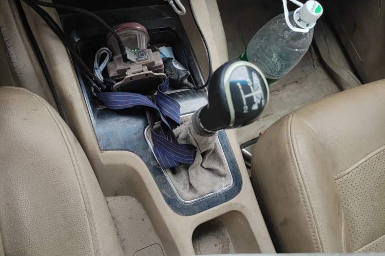 Used Wuling Hongguang 2015 1.5L S1 Comfort China V Standard Gear Lever