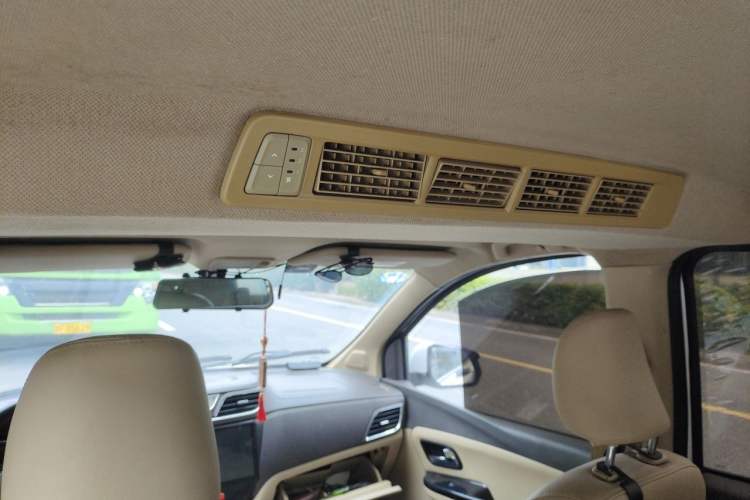 Used Wuling Hongguang 2015 1.5L S1 Comfort China V Standard Headliner