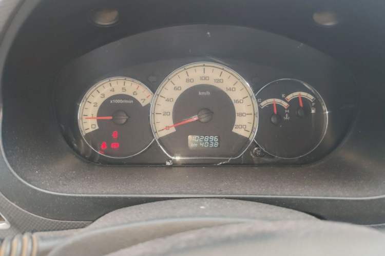 Used Wuling Hongguang 2015 1.5L S Base Model China IV Instrument Cluster