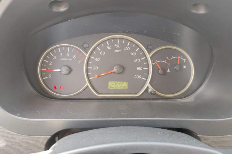 Used Wuling Hongguang 2015 1.5L S Base Model China IV Instrument Cluster