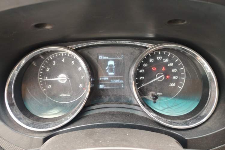 Used Wuling Hongguang 2015 1.5L S1 Comfort China V Standard Instrument Cluster