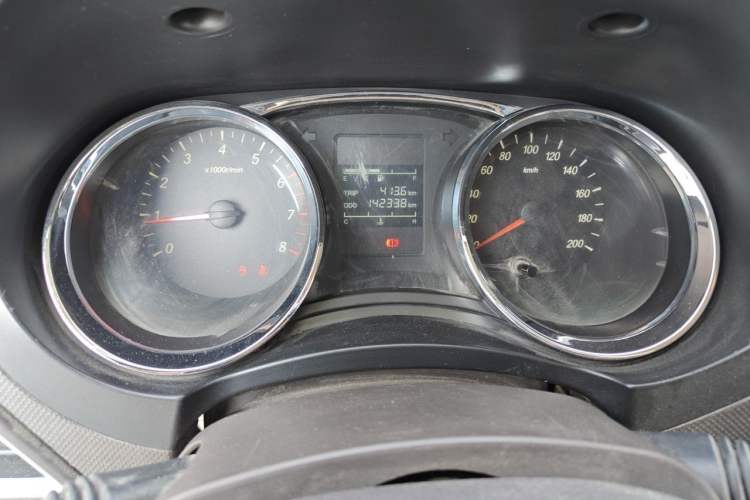 Used Wuling Hongguang 2015 1.5L S Basic Version China V Standard Instrument Cluster