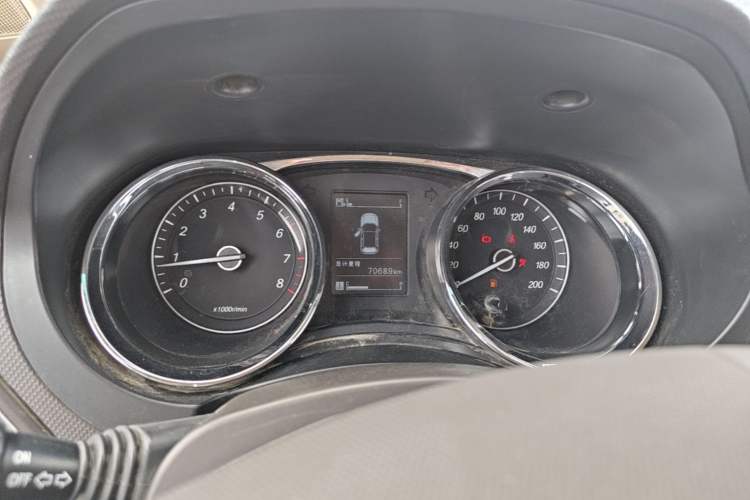 Used Wuling Hongguang 2015 1.5L S1 Comfort China V Standard Instrument Cluster