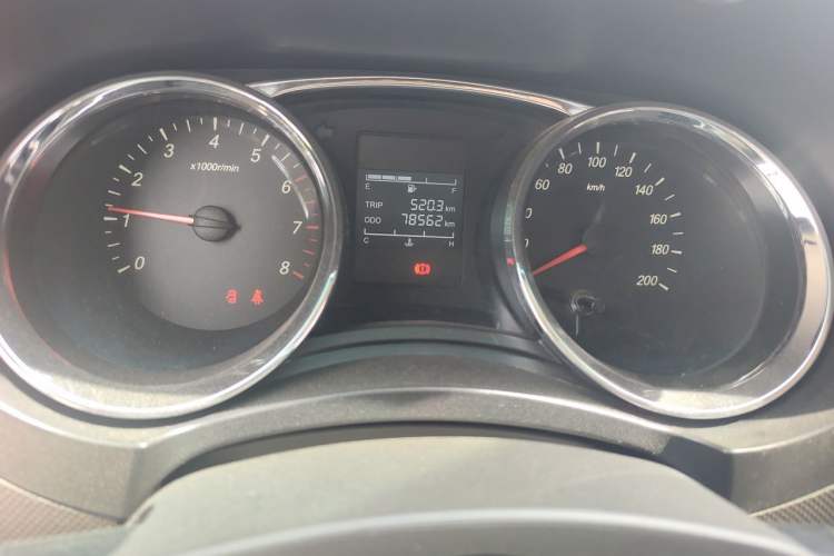 Used Wuling Hongguang 2015 1.5L S1 Standard China V-Emission Standards Instrument Cluster
